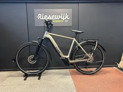 Cube KATHMANDU HYBRID PRO 750